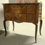 808 9361 CHEST OF DRAWERS